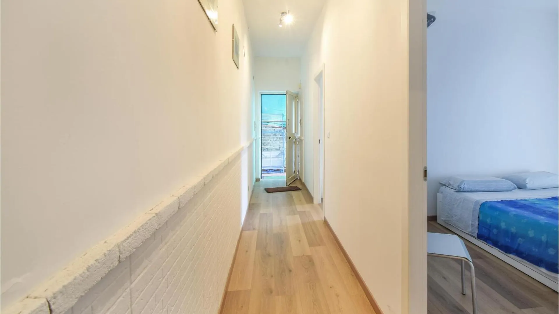 Holiday home 2 Bedroom Cozy Apartment In Napoli